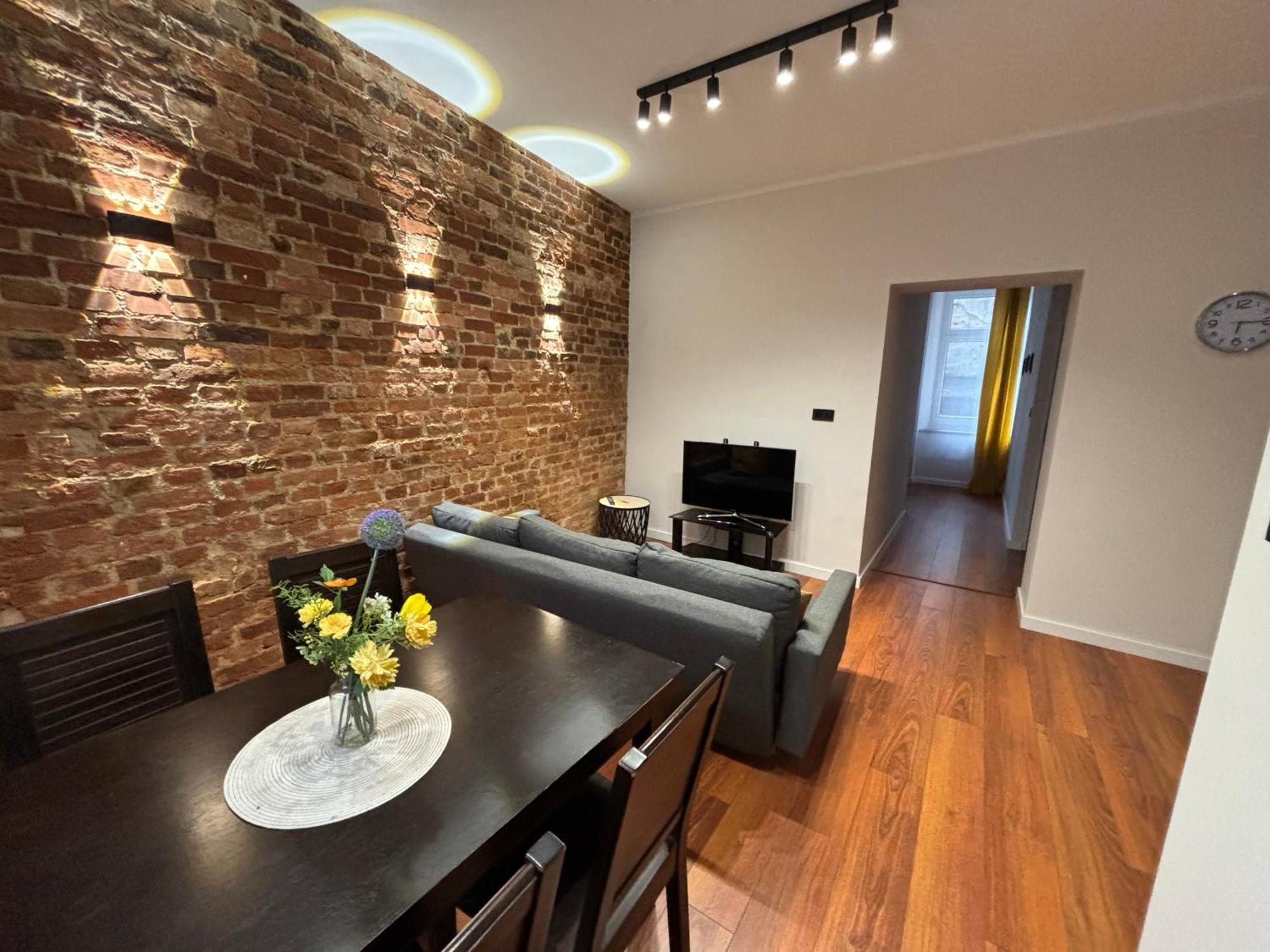 Kk Apartament Marszalkowski ビトム エクステリア 写真